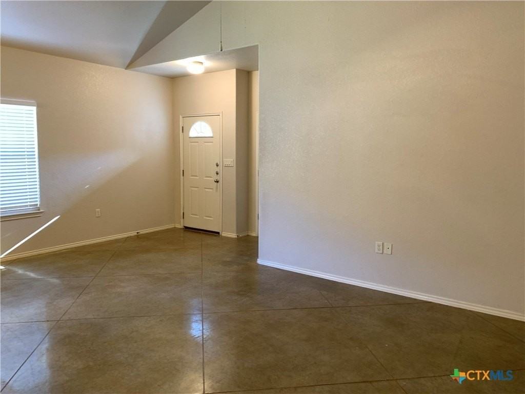 235 Anne Louise Dr - Photo 6 of 23