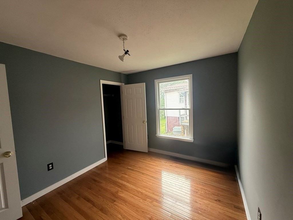 628 Locust St Nw - Photo 5 of 13