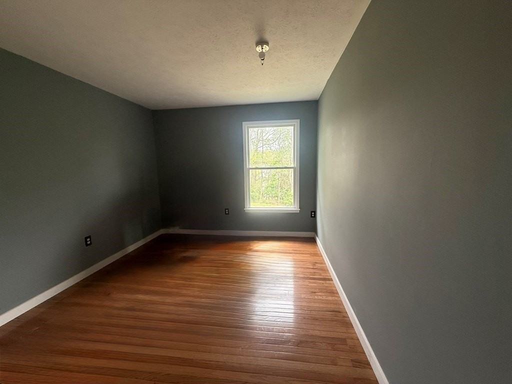 628 Locust St Nw - Photo 7 of 13