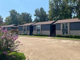 featured image of 627 Champion Pl