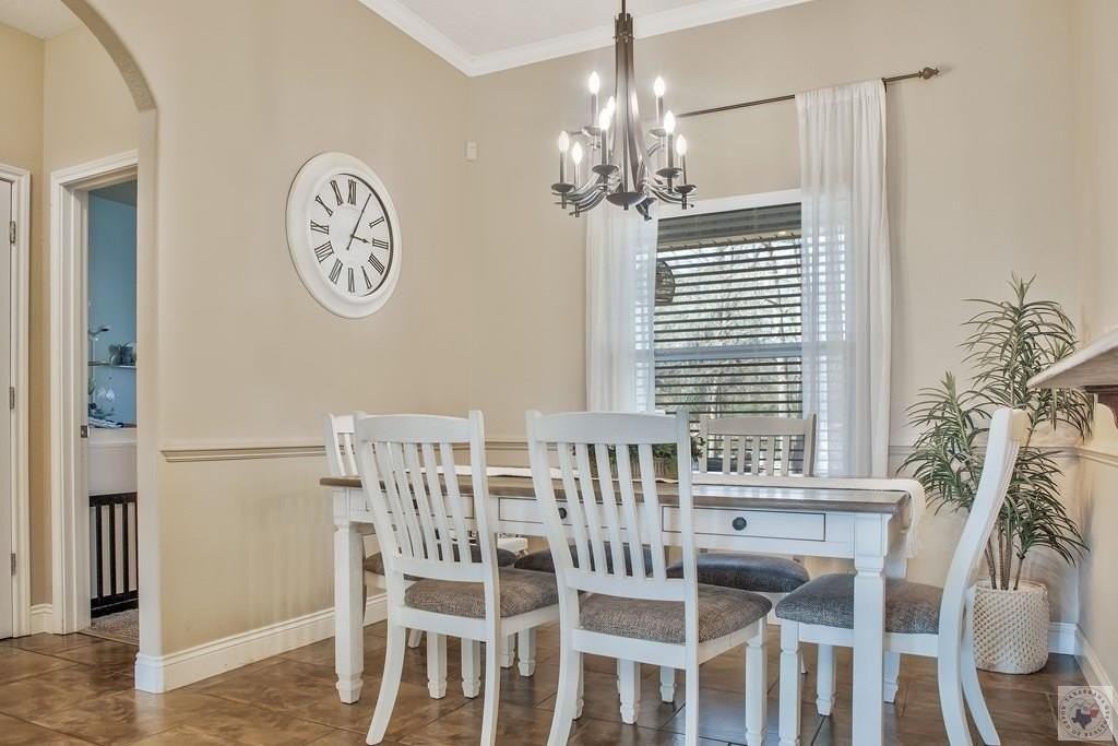 3404 Garrett Ln - Photo 5 of 17