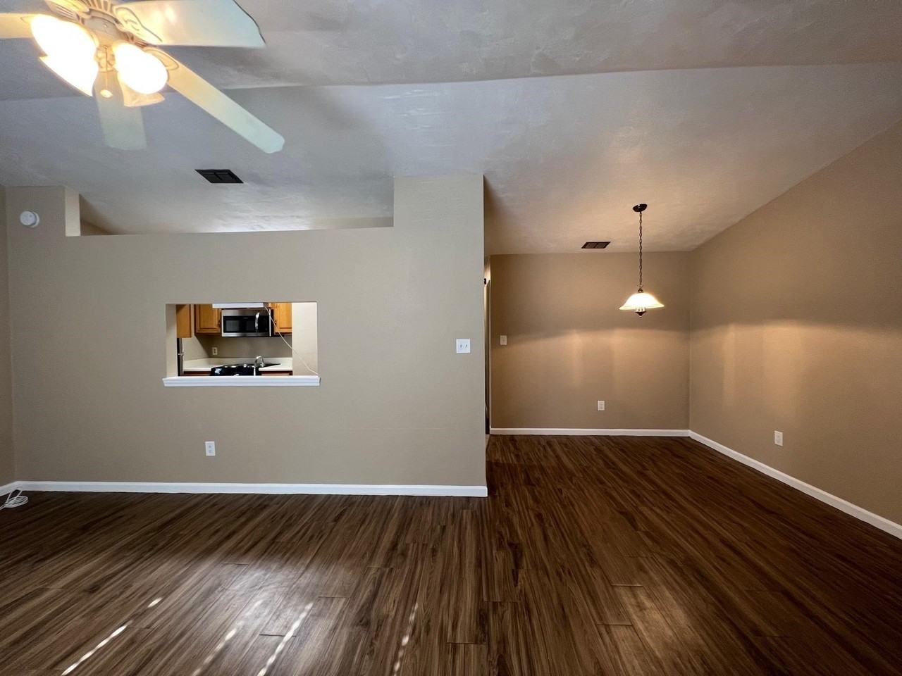 2652 Millbank Dr - Photo 3 of 19