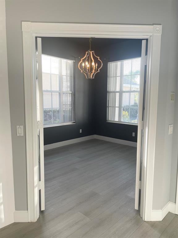 304 Nw Bentley Cir - Photo 6 of 9