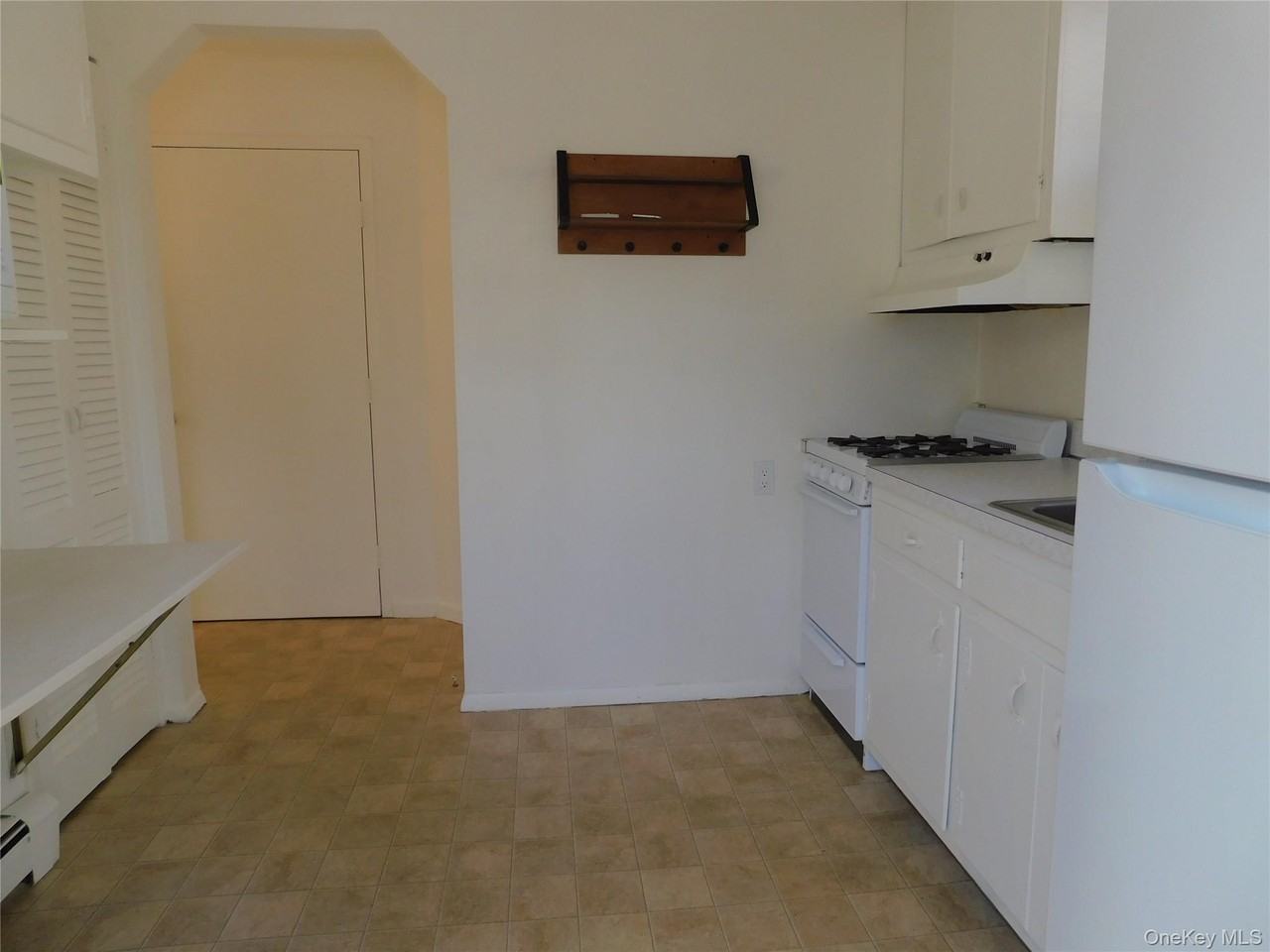 111 Lakeside Trl ##A - Photo 7 of 8