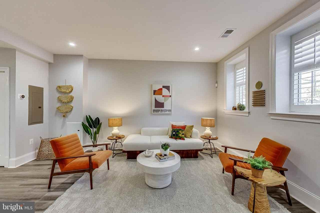 819 D St Ne Unit 7 #7 - Photo 2 of 15