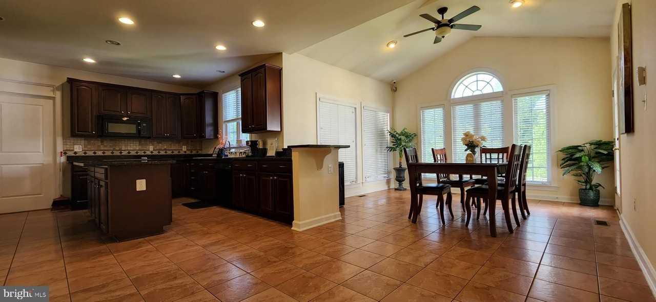 7288 Flaxpool Ct - Photo 2 of 23