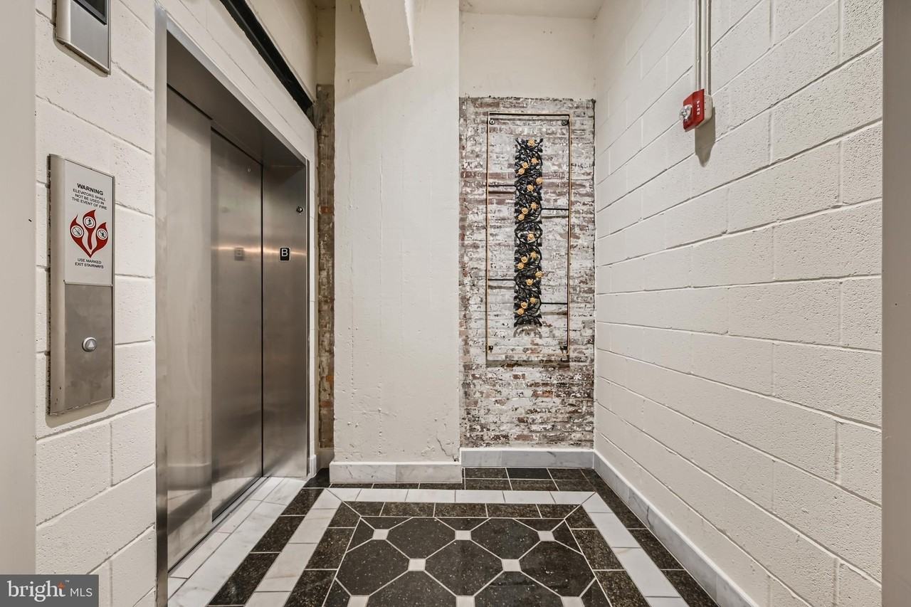 311 W Baltimore St Apt 303 #303 - Photo 2 of 29