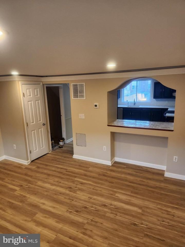 8019 Gough St - Photo 2 of 18