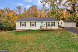 featured image of 2905 Galway Ln