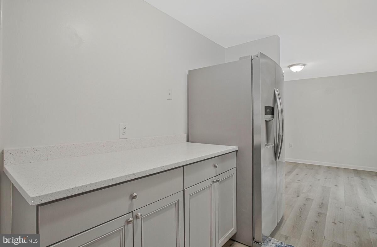 2905 Galway Ln - Photo 6 of 17