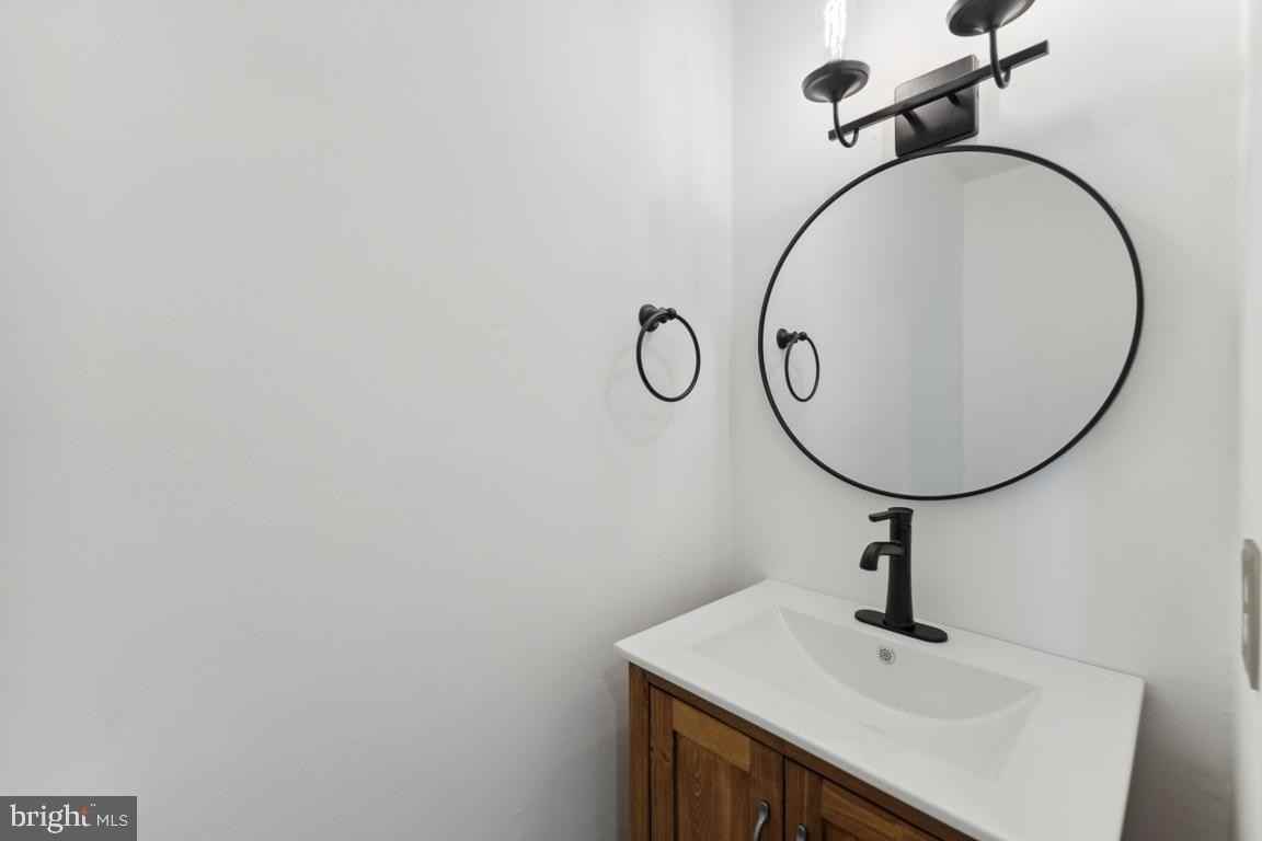 7671 Wolford Way - Photo 5 of 16