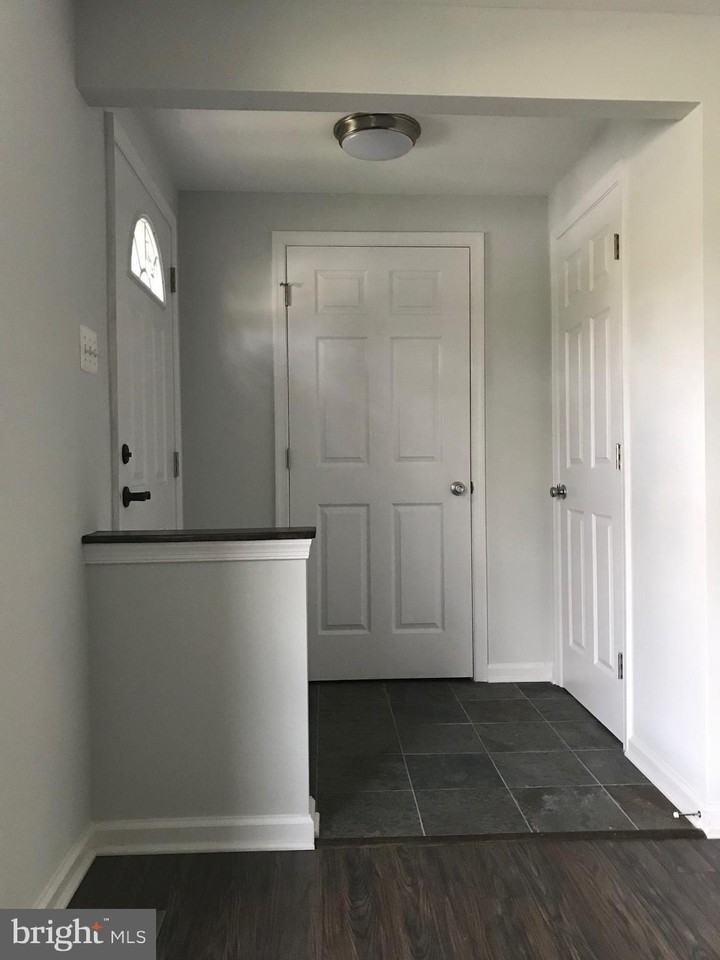 3427 Tree Frog Ct - Photo 2 of 24