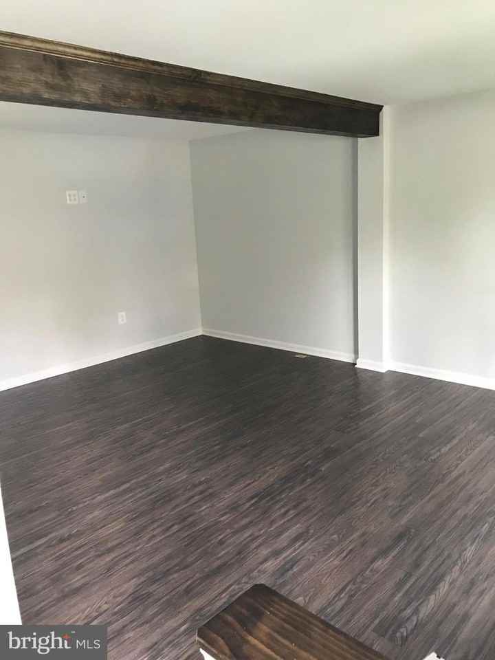 3427 Tree Frog Ct - Photo 4 of 24