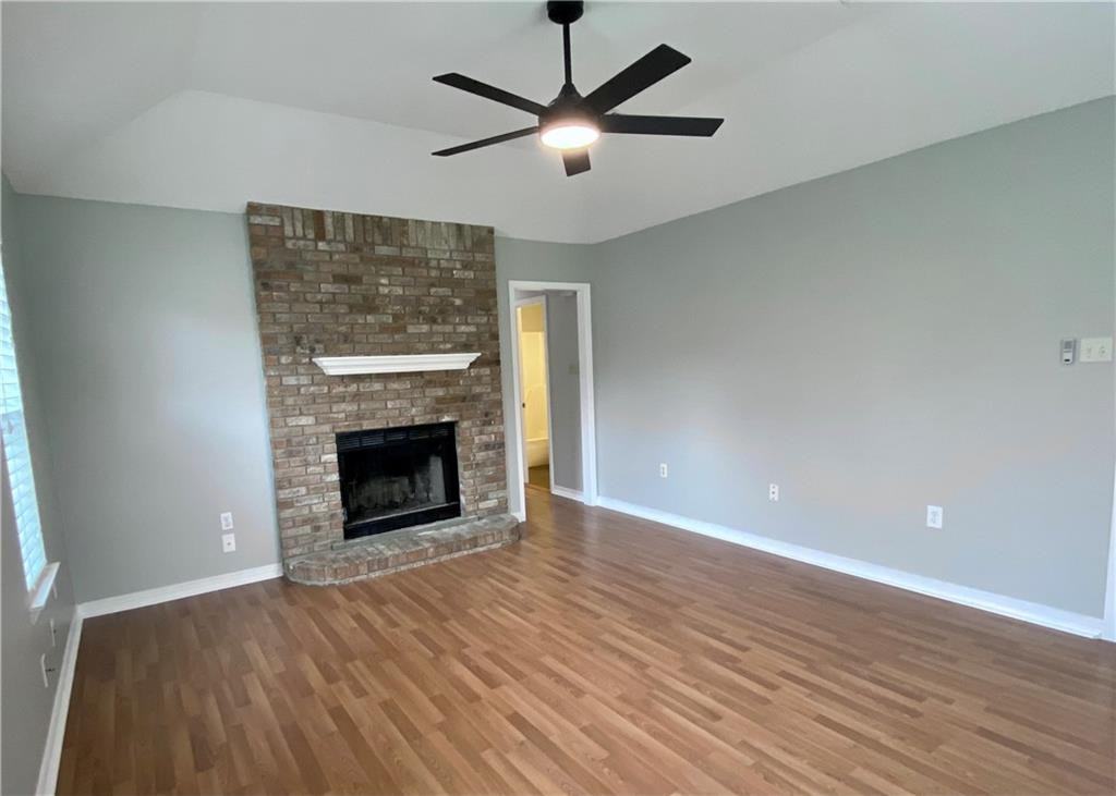 2 Woodlawn Dr - Photo 3 of 27