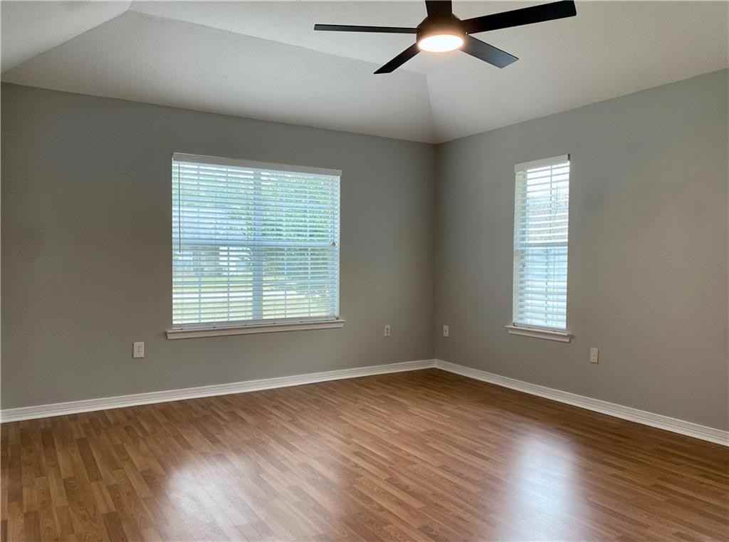 2 Woodlawn Dr - Photo 5 of 27