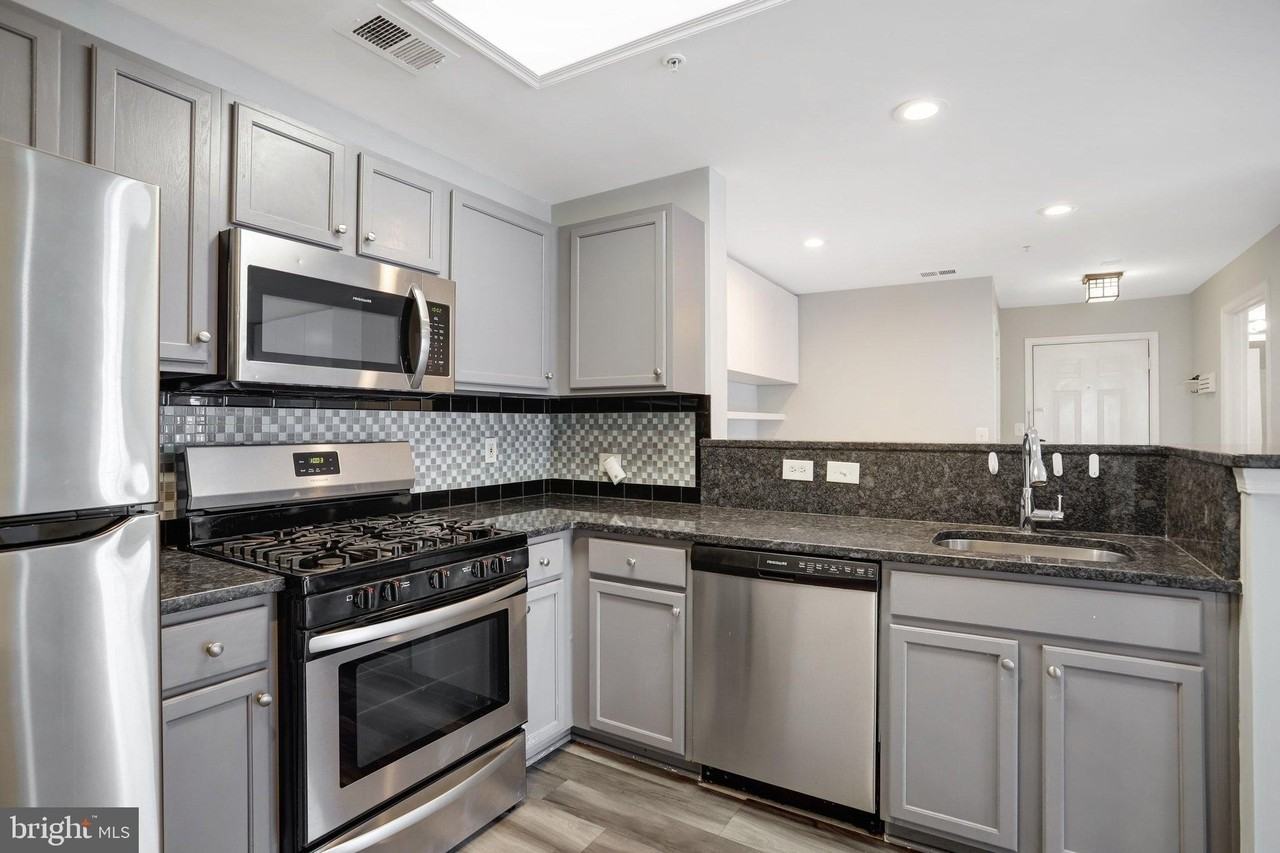 144E Pasture Side Way Unit 144e #144E - Photo 2 of 42