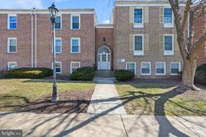 featured image of 804 Quince Orchard Blvd ##201