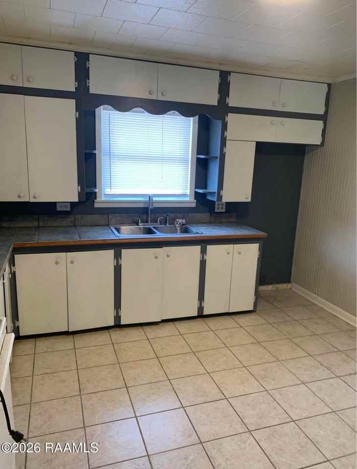 610 San Jacinto Cir - Photo 2 of 10