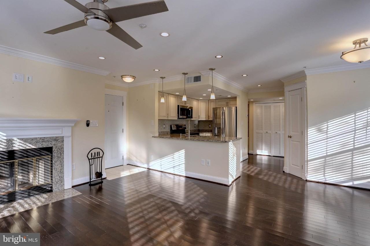 1101 Baybury Ct Unit 6-101 #6-101 - Photo 2 of 22