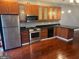 featured image of 102 3rd Ave