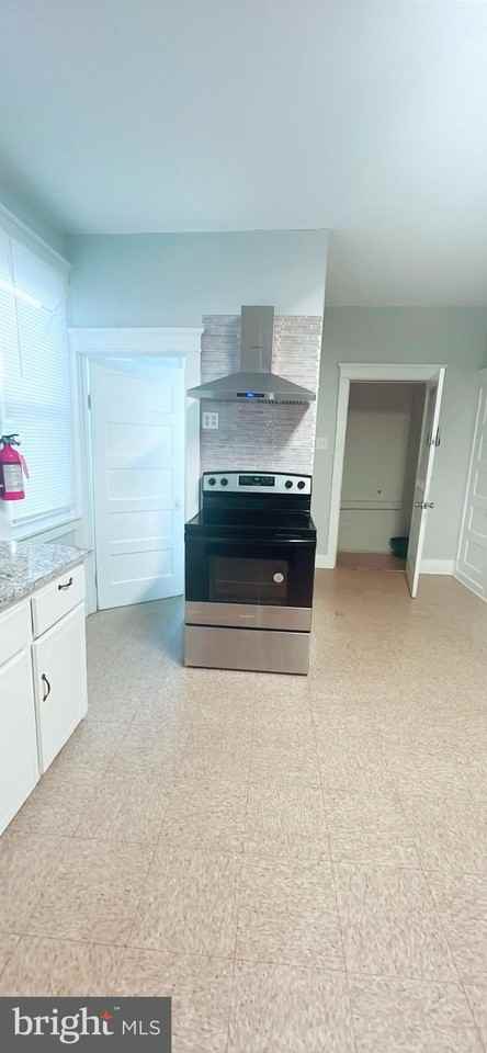 2 - 4-# 2A S W Boulevard - Photo 2 of 26