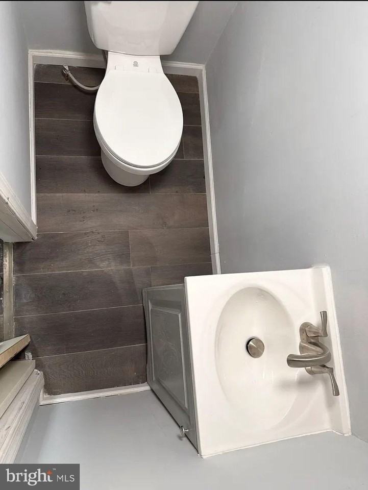 57 Bridge St - Photo 6 of 11