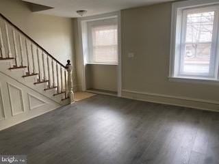 278 Newtown Rd Apt A - Photo 6 of 21