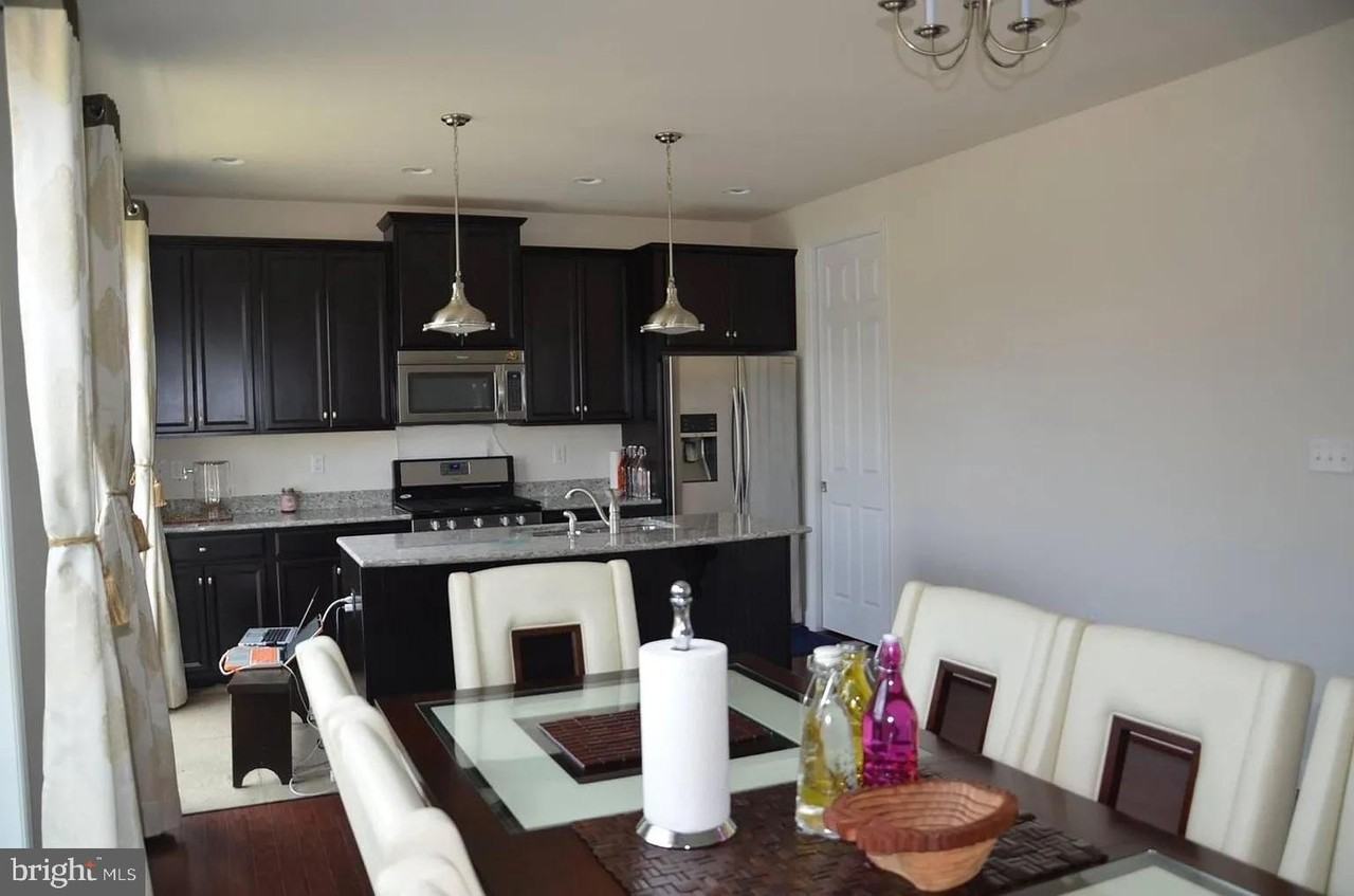 1464 Mollys Run - Photo 6 of 13