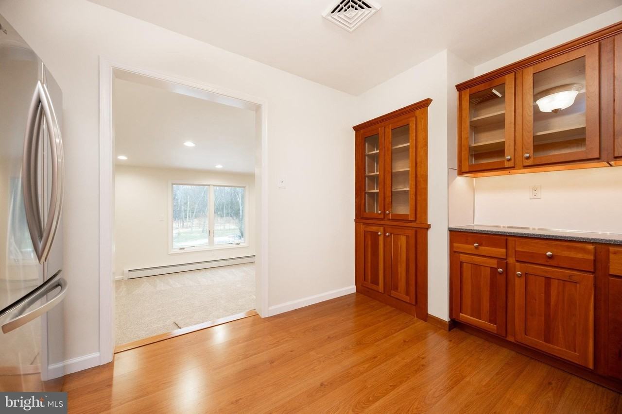 5816 Upper Ridge Rd - Photo 5 of 50