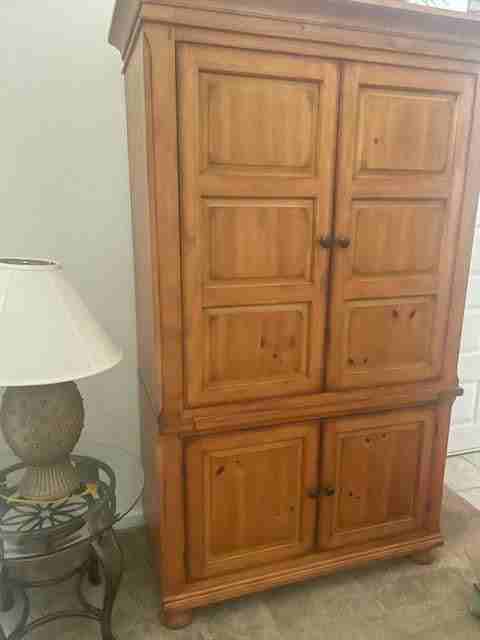 4850 Chancellor Dr - Photo 4 of 24