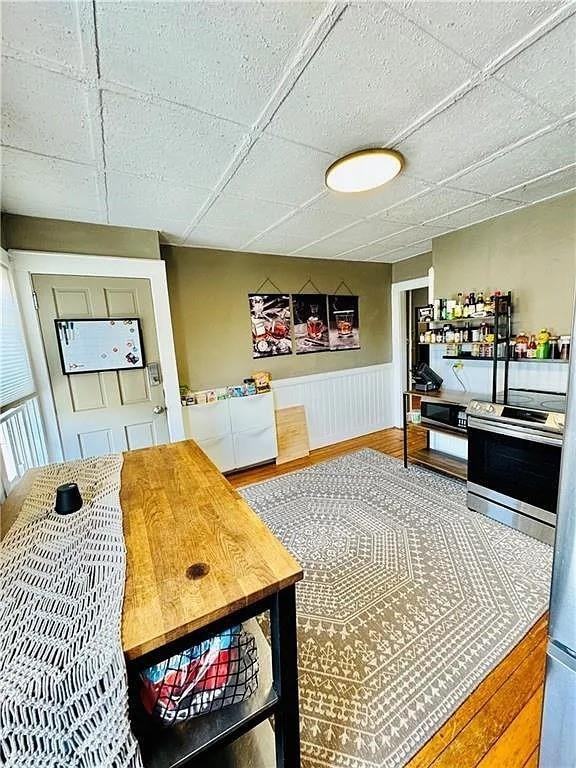 1071 Main St ##3 - Photo 3 of 13