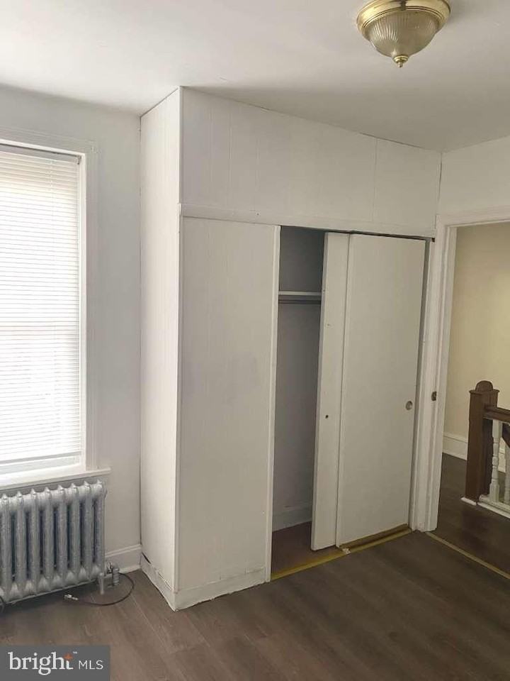 746 S 51st St - Photo 4 of 9