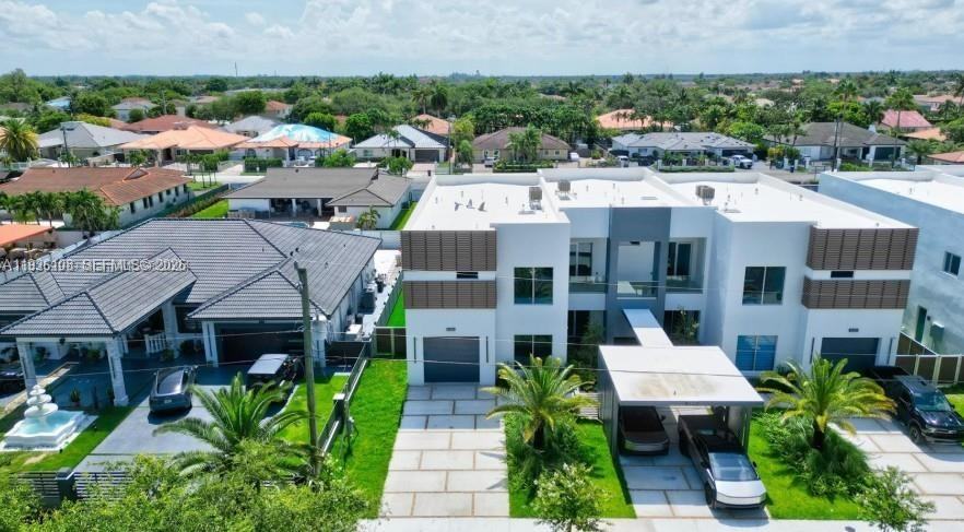 3904 Sw 137th Ct - Photo 2 of 7