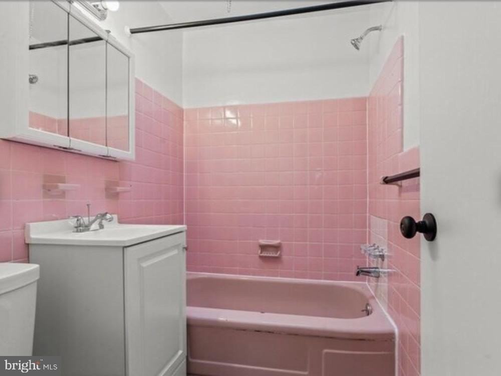 6017 N 11th St - Photo 7 of 13