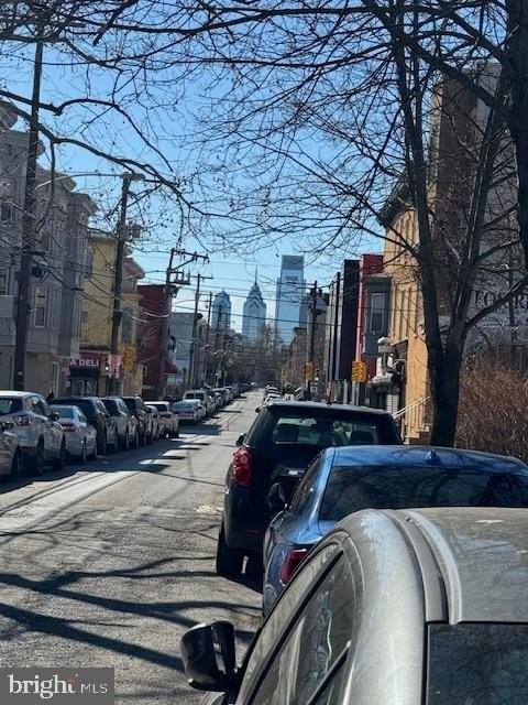 1715 N 17th St - Photo 2 of 8