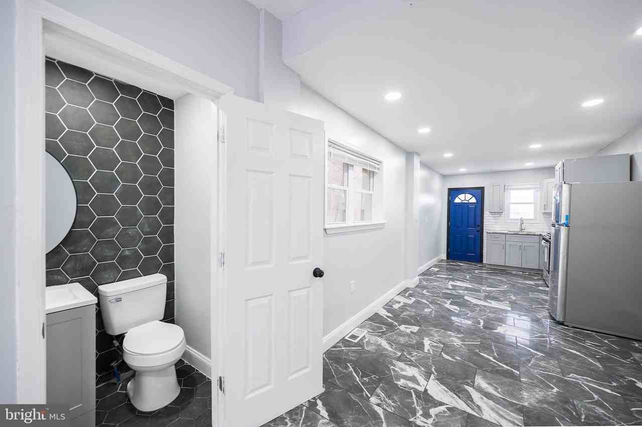 2265 E Clearfield St - Photo 6 of 26