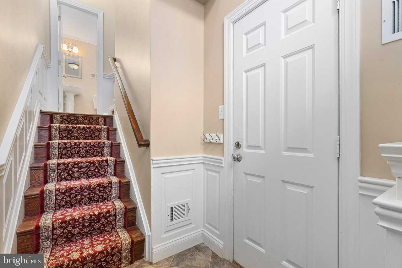 5056 Minda Ct - Photo 3 of 50