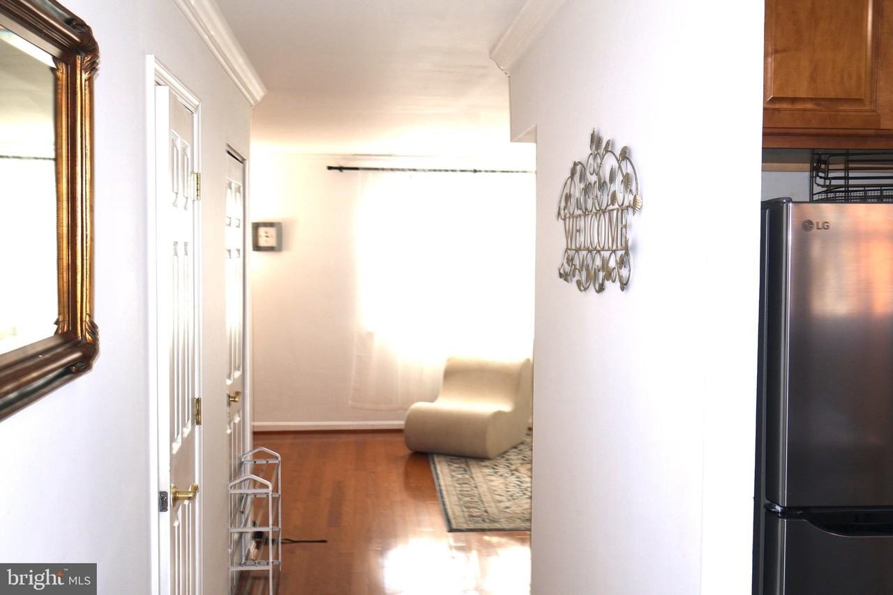 5934 Mayflower Ct - Photo 2 of 32