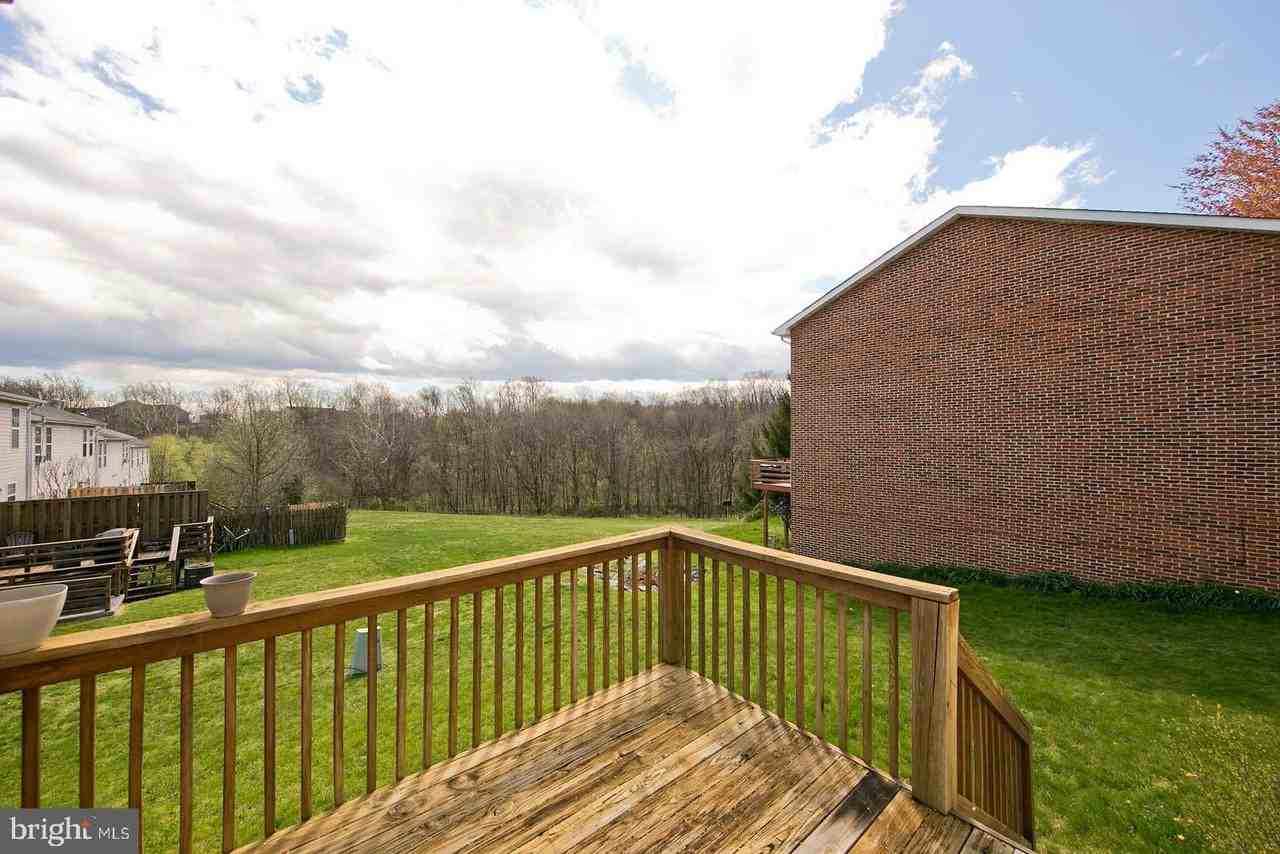 107 Willowbrook Ct - Photo 6 of 37