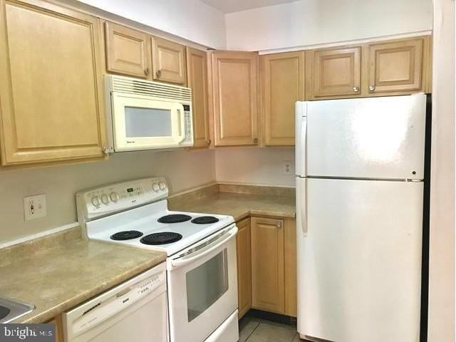 9517 Hagel Cir Unit E #E - Photo 2 of 14