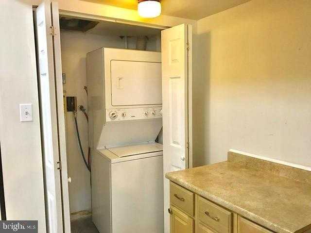 9517 Hagel Cir Unit E #E - Photo 4 of 14