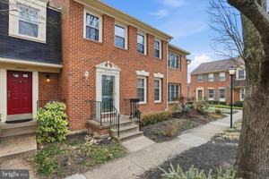 featured image of 10137 Village Knolls Ct