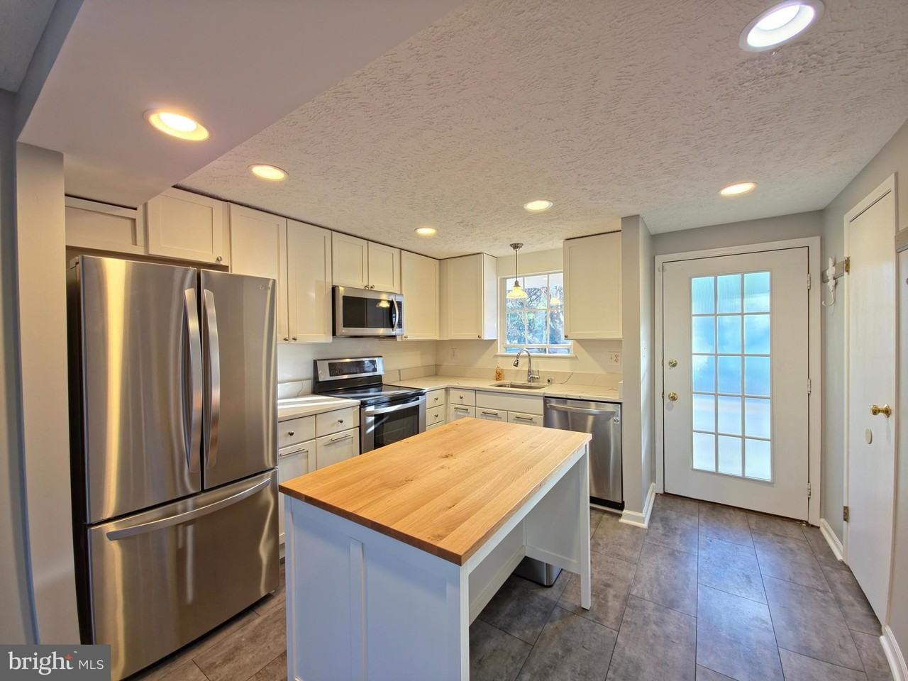 1640 Fieldthorn Dr - Photo 6 of 27