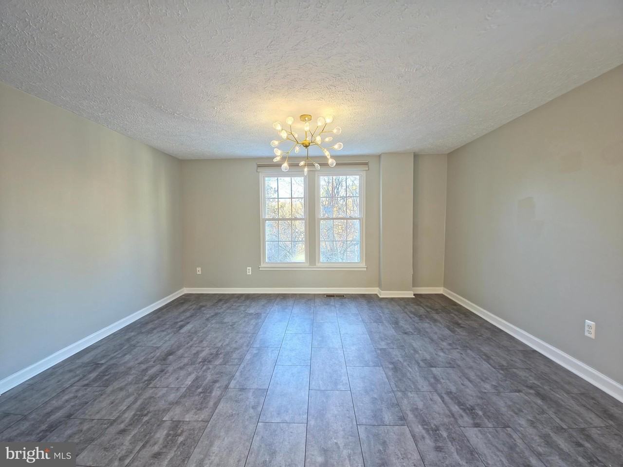 1640 Fieldthorn Dr - Photo 7 of 27