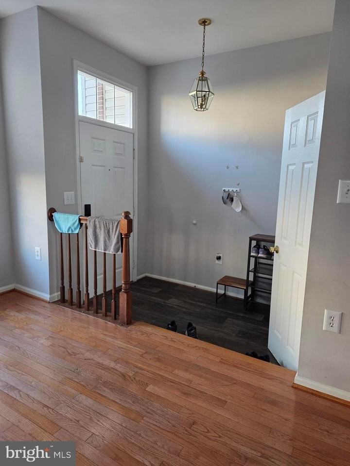 14641 Seasons Dr - Photo 6 of 9