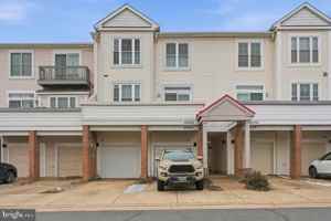 featured image of 44142 Shady Glen Ter