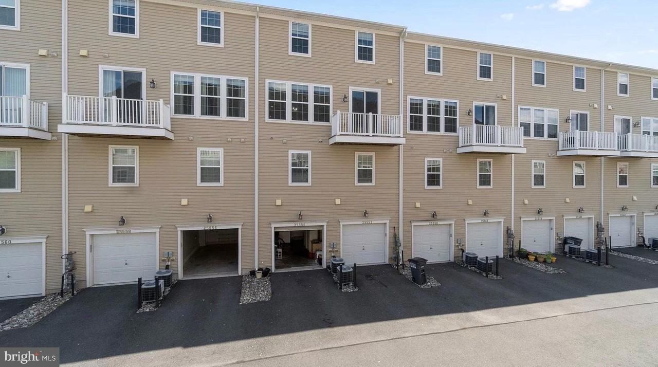 25552 Casale Ter - Photo 4 of 23