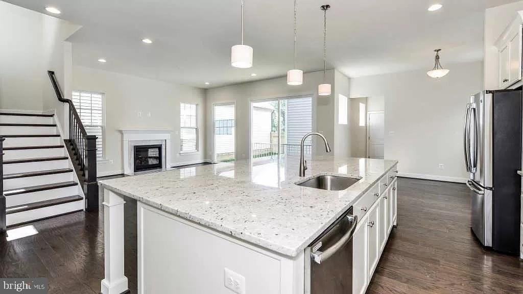 42031 Guardfish Way - Photo 7 of 24