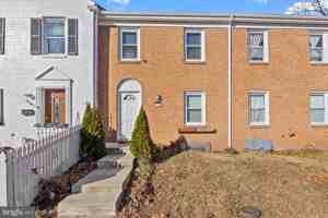 featured image of 9262 Byrd Dr