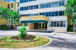 featured image of 6861 Sw 147th Ave #1H